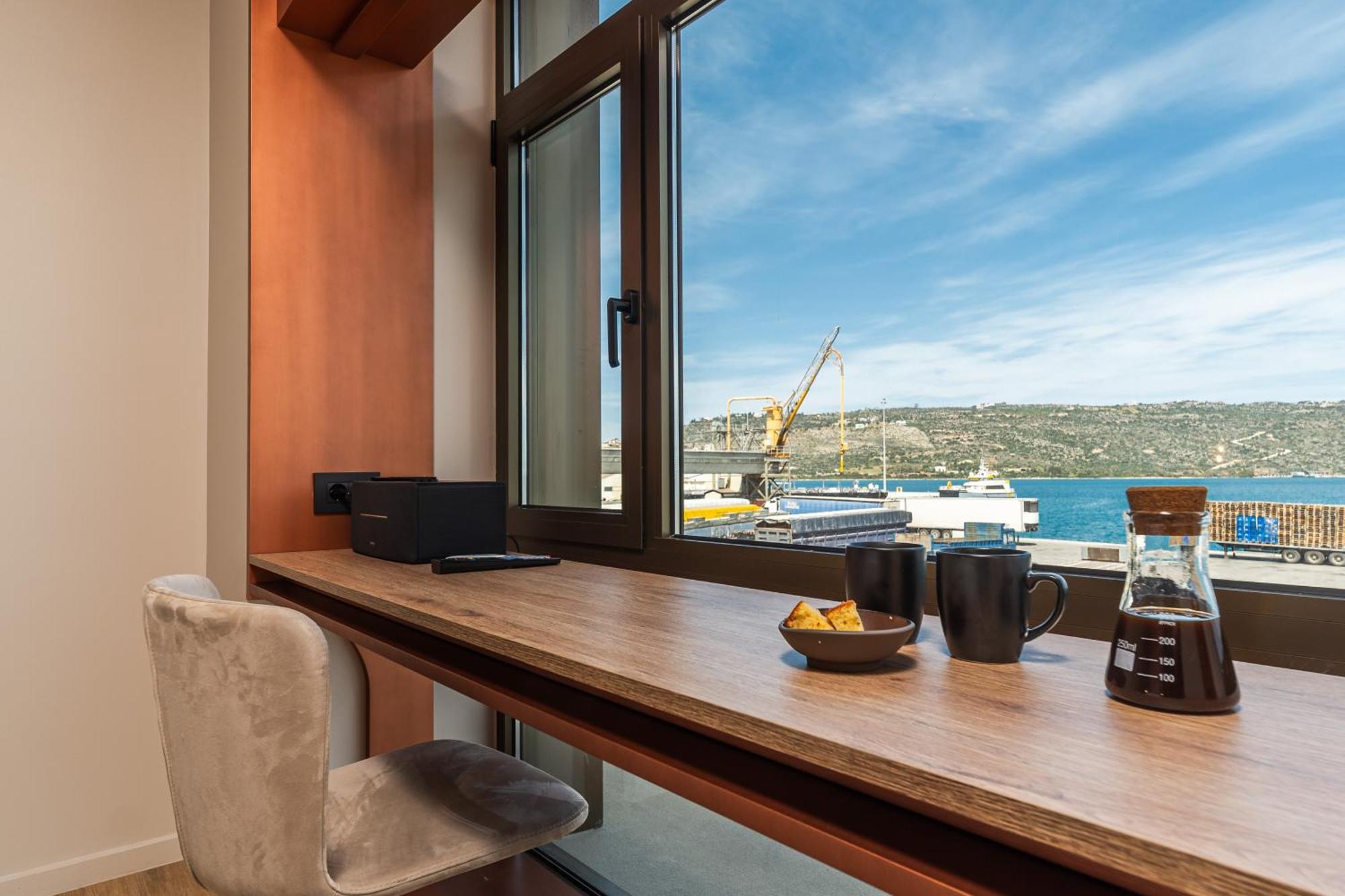 Oniros Residences Souda Luaran gambar