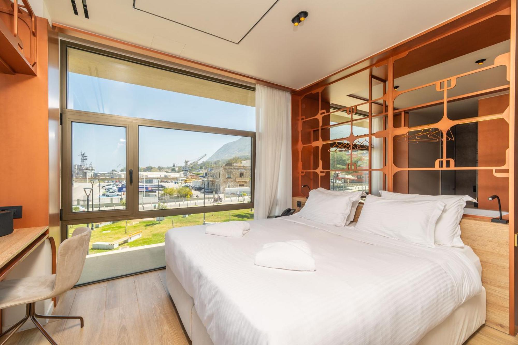 Oniros Residences Souda Luaran gambar