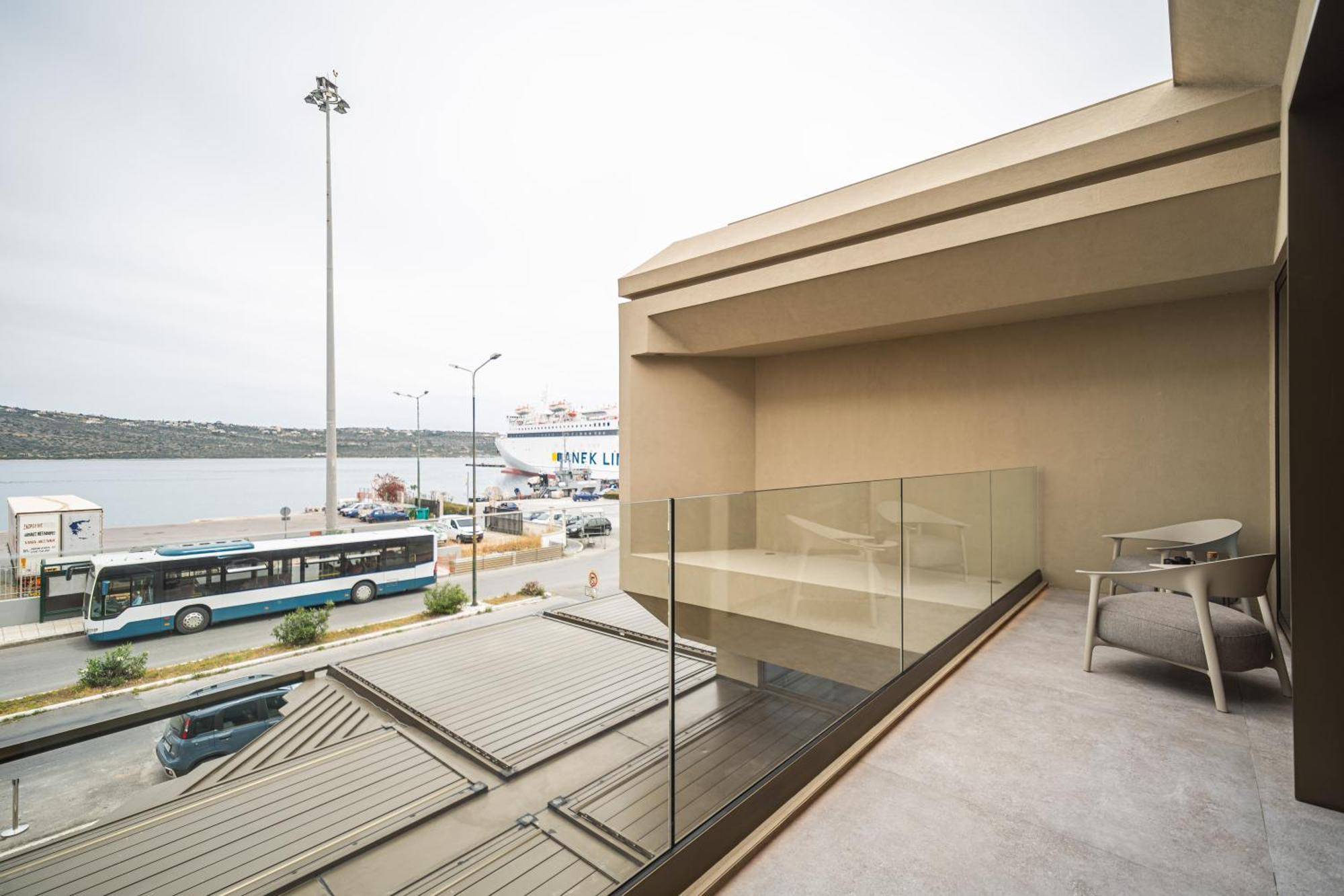 Oniros Residences Souda Luaran gambar